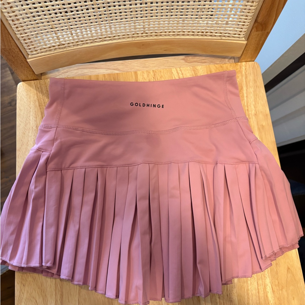 Gold Hinge pink skirt